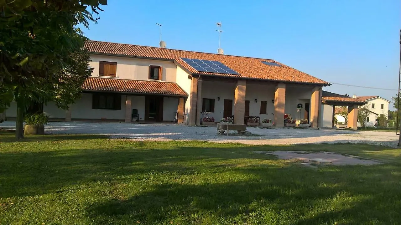 Ca'Magnolia Villa Treviso 0*,